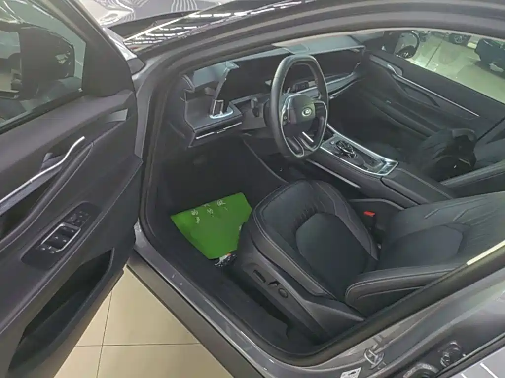 Ford Edge 2025 2025 Edge L 2.0T EcoBoost FWD 7-seater Luxury