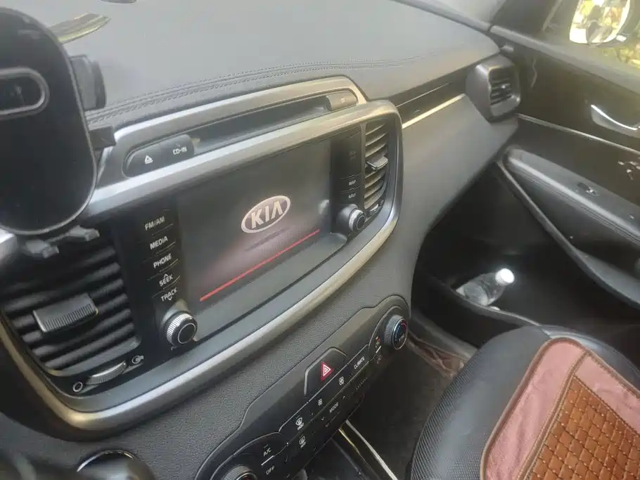 Kia Sorento 2016 2015 Sorento L 2.4L Gasoline 4WD Elite 5-seater China IV