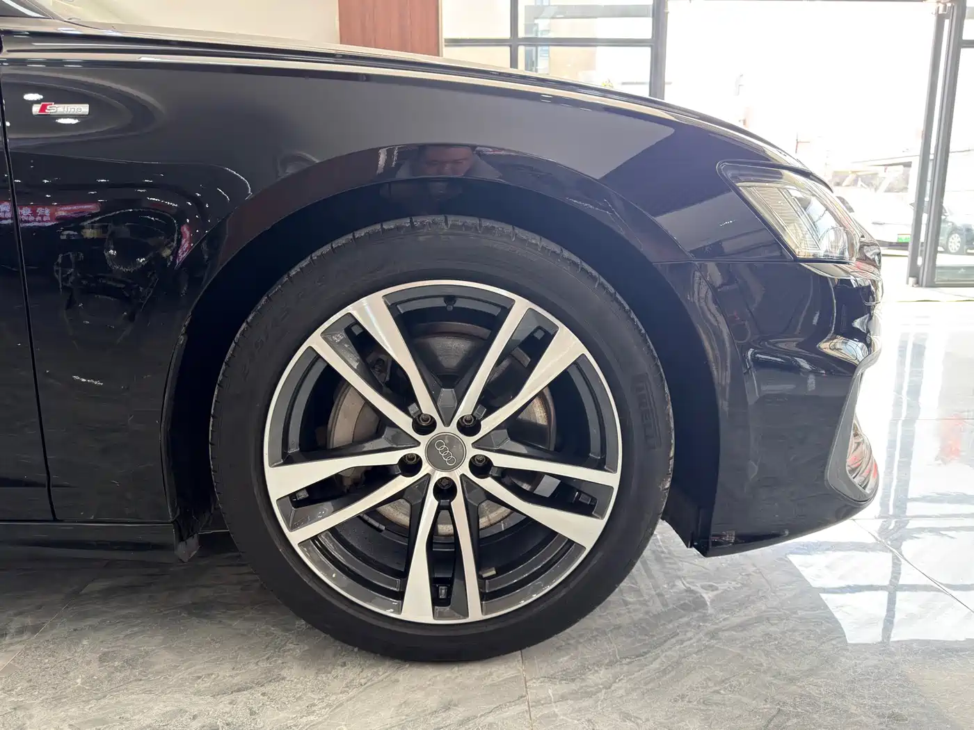 Audi A6L 2021 40 TFSI Luxury Sport фото 14