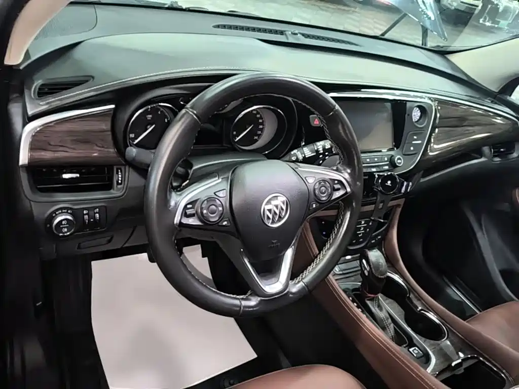 Фото 11 - Buick Envision Plus