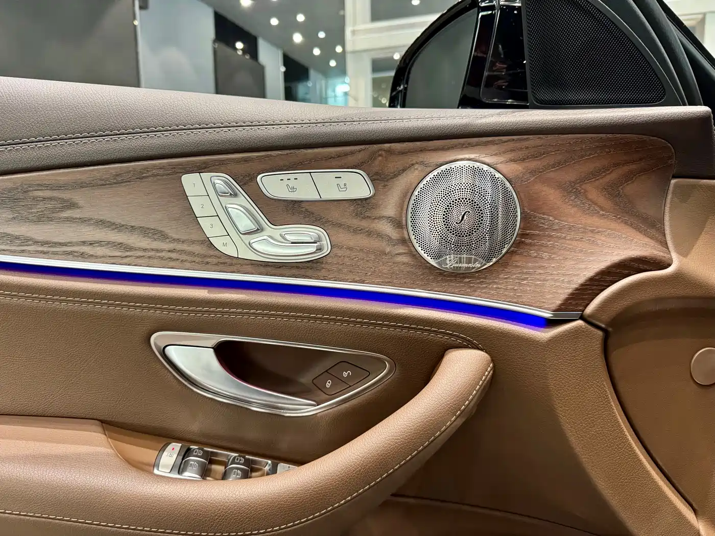 Mercedes-Benz E-Class 2023 Facelift E 300 L Luxury фото 6