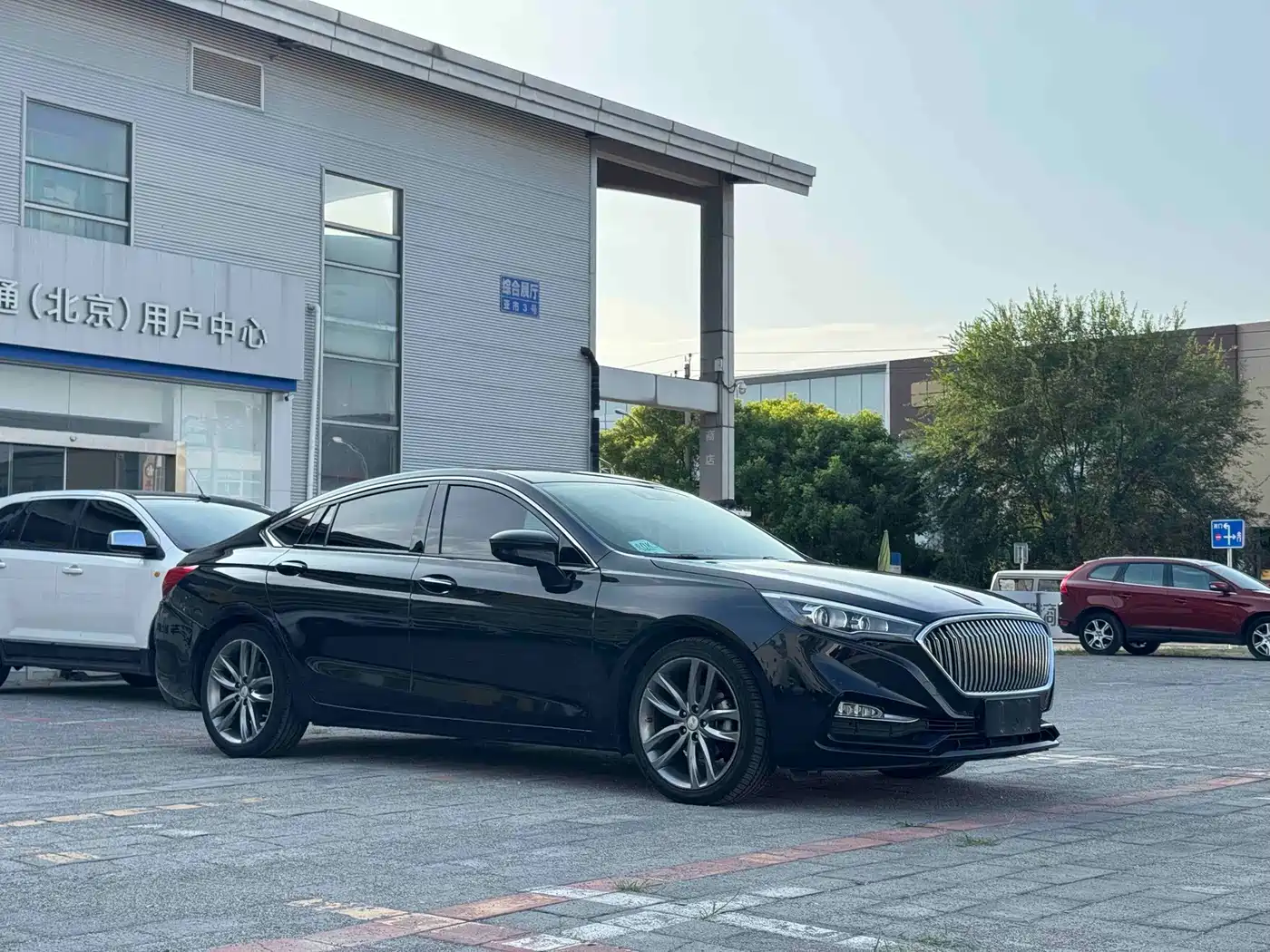 Hongqi H5 2018 2018 30TD Smart Connected Royal Edition
