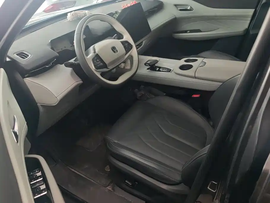 Changan UNI-Z New Energy 2025 2024 Blue Whale iDD 125km Surpassing Edition