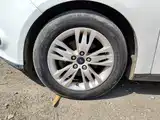 Фото 23 - Ford Focus