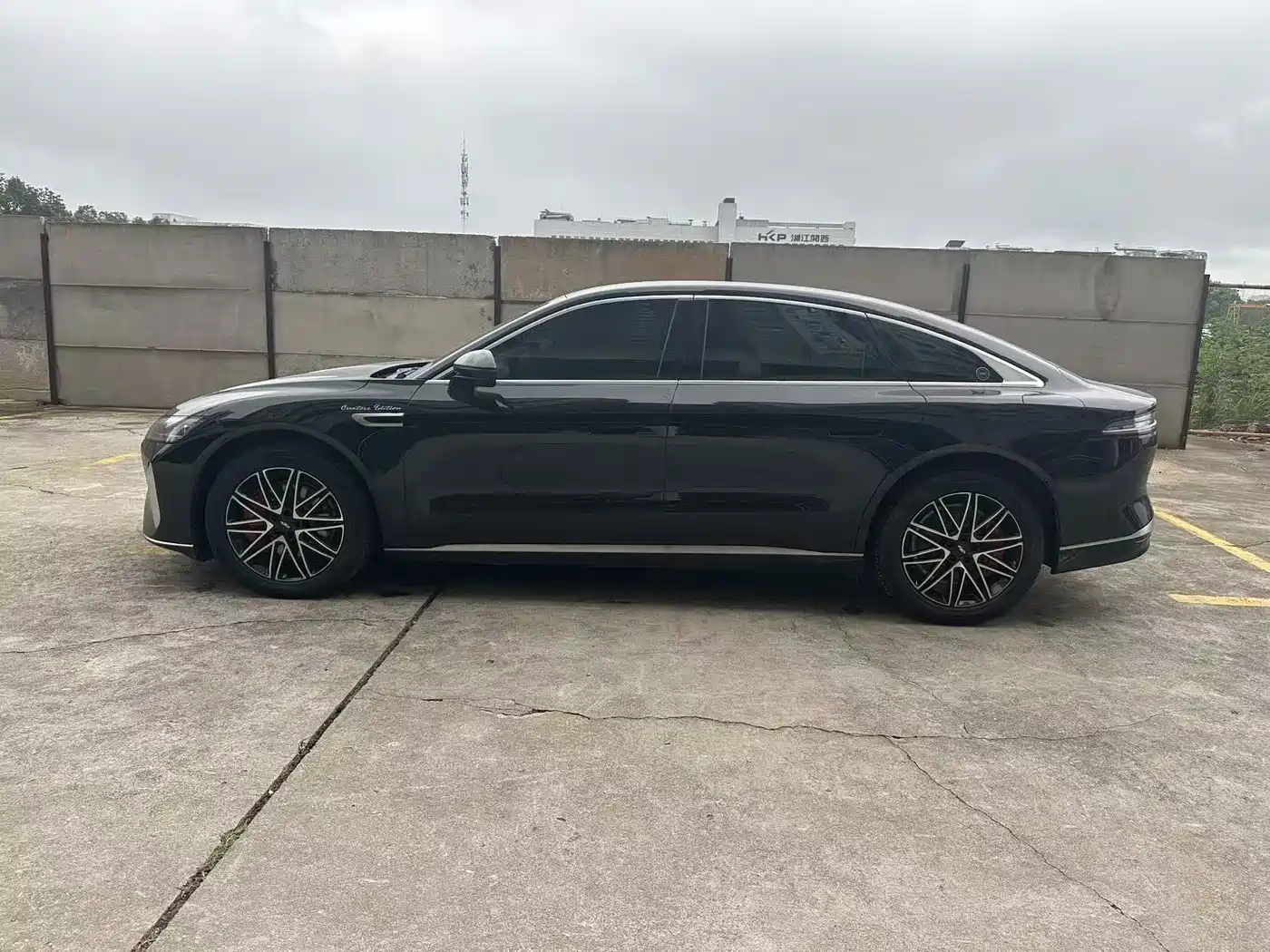Chery Fengyun Fengyun A9L 2025 2025 260 Ultra Long Range Luxury Edition