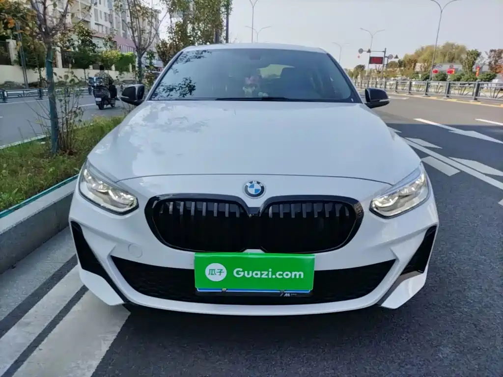 Photo 3 - BMW 1 Series