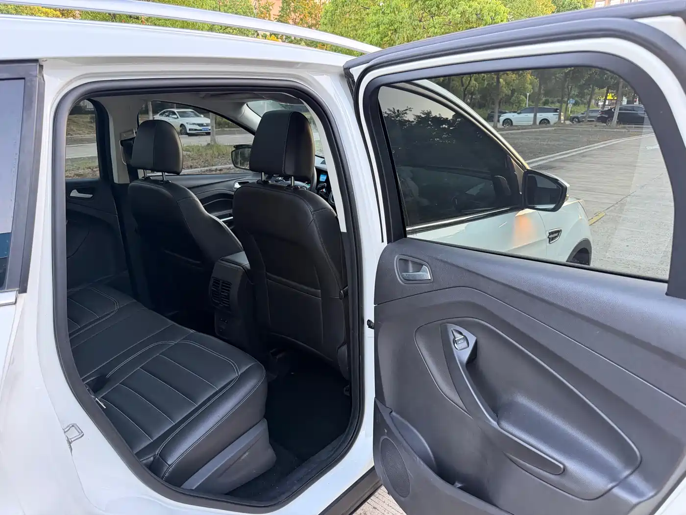 Ford Kuga 2020 2019 EcoBoost 180 2WD Platinum Wing Edition China VI