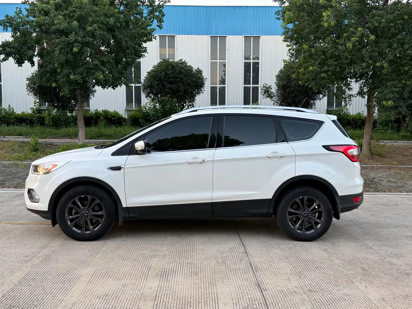 Ford Kuga 2020 2019 EcoBoost 180 2WD Platinum Wing Edition China VI