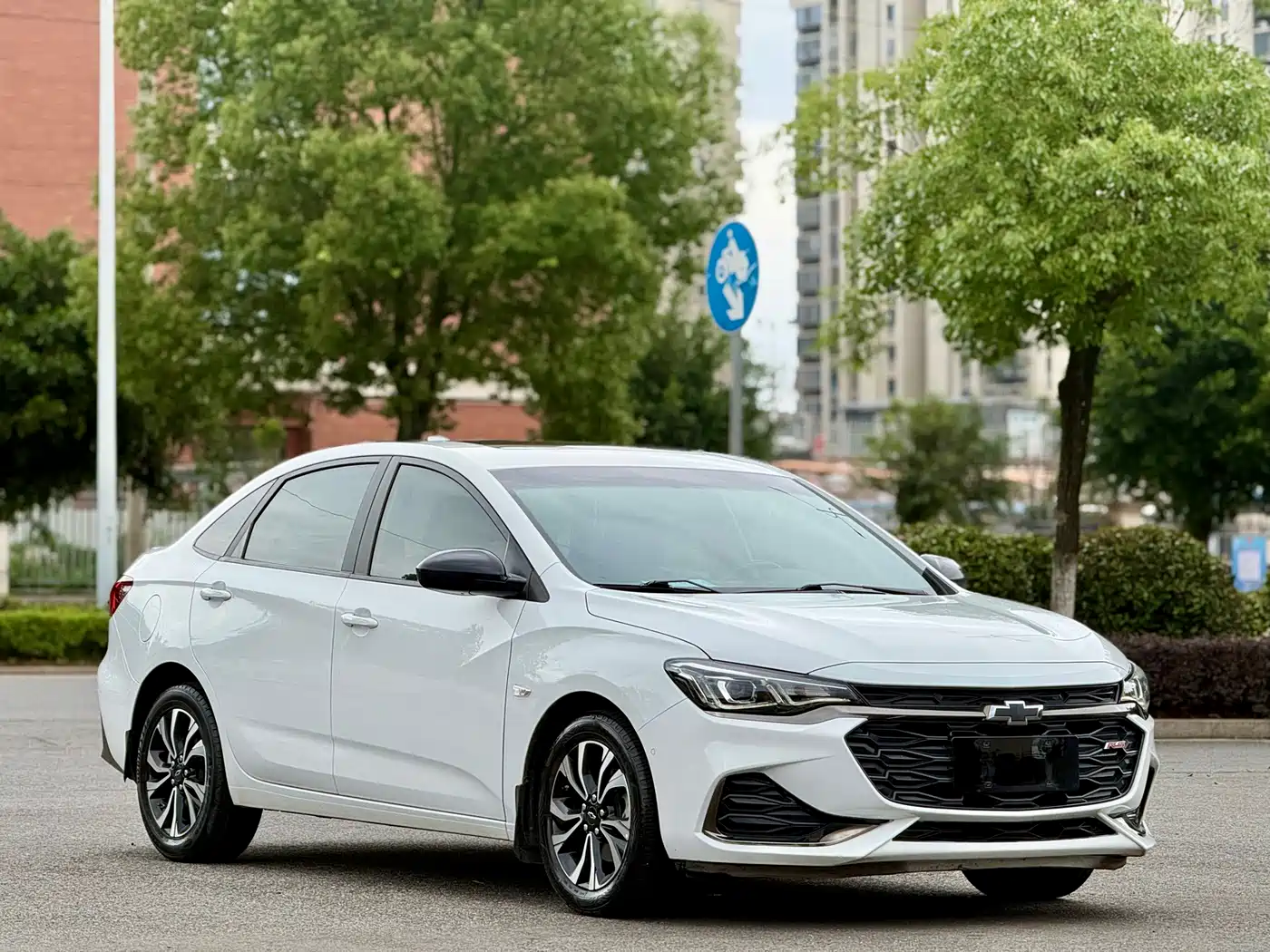 Chevrolet Monza 2019 RS 330T Automatic Thrill Edition China VI фото 3