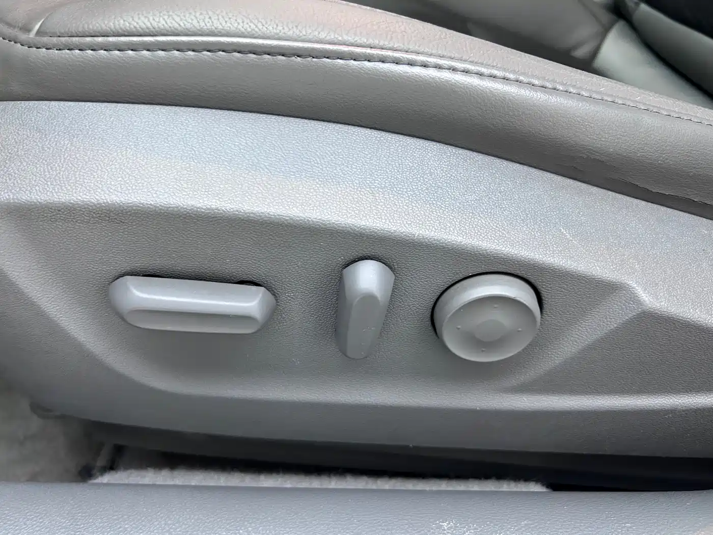 Chevrolet Malibu 2012 2.0L Automatic Comfort Edition фото 13