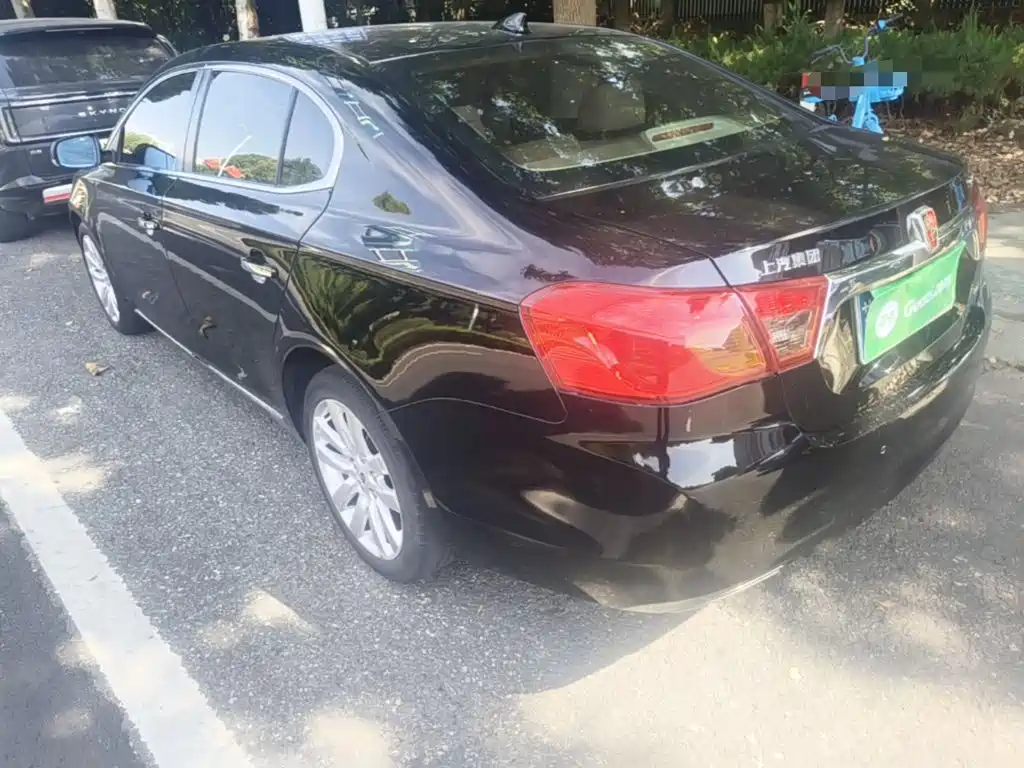 Фото 5 - Roewe 950