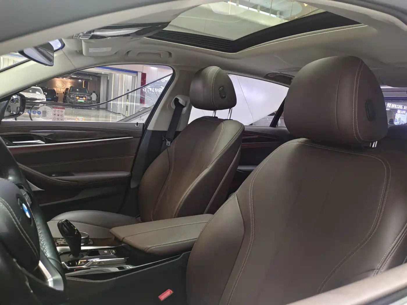 BMW 5 Series 2020 525Li Luxury Package фото 13