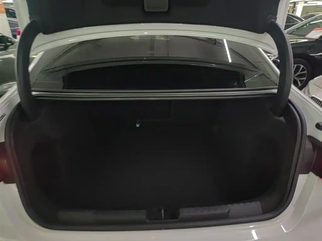 Audi A3 2023 Facelift A3L Limousine 35 TFSI Fashion Sport фото 19