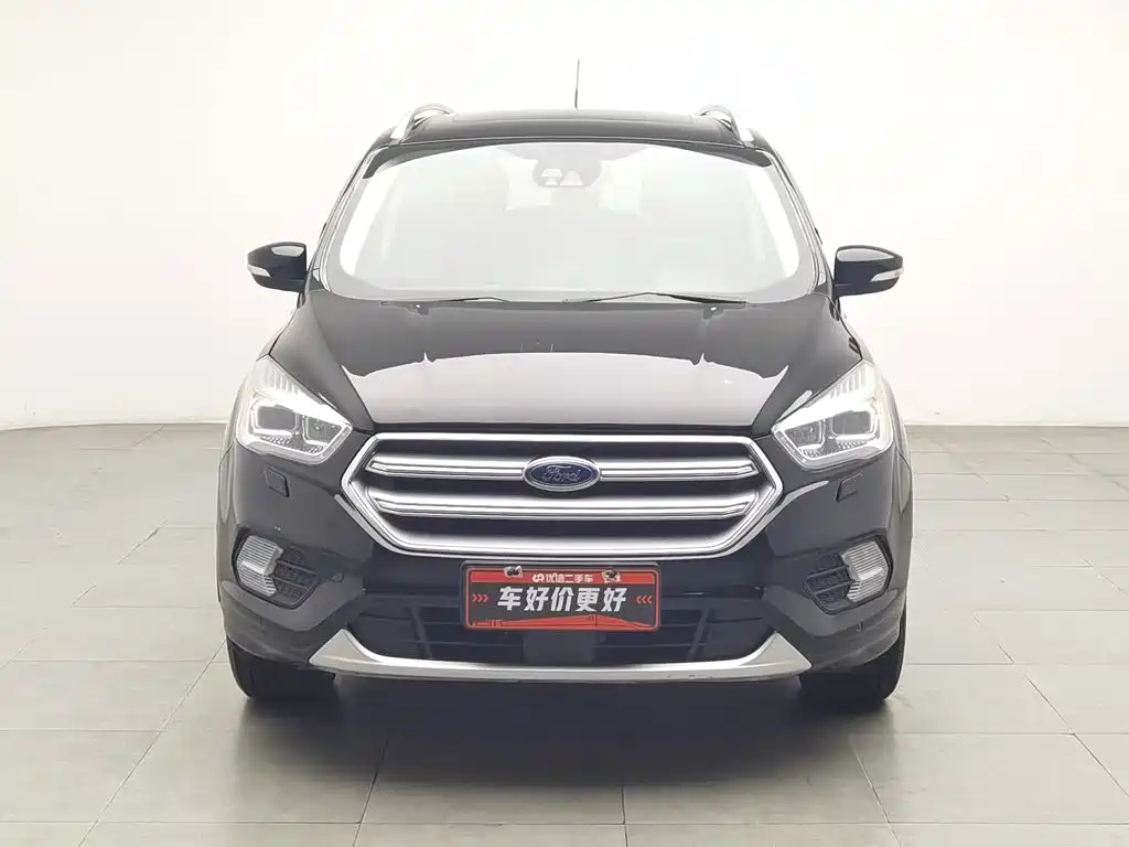 Фото 3 - Ford Kuga