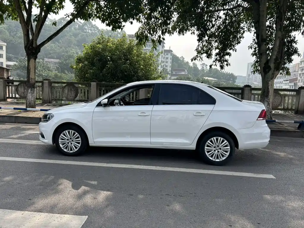صورة 6 - Volkswagen Santana