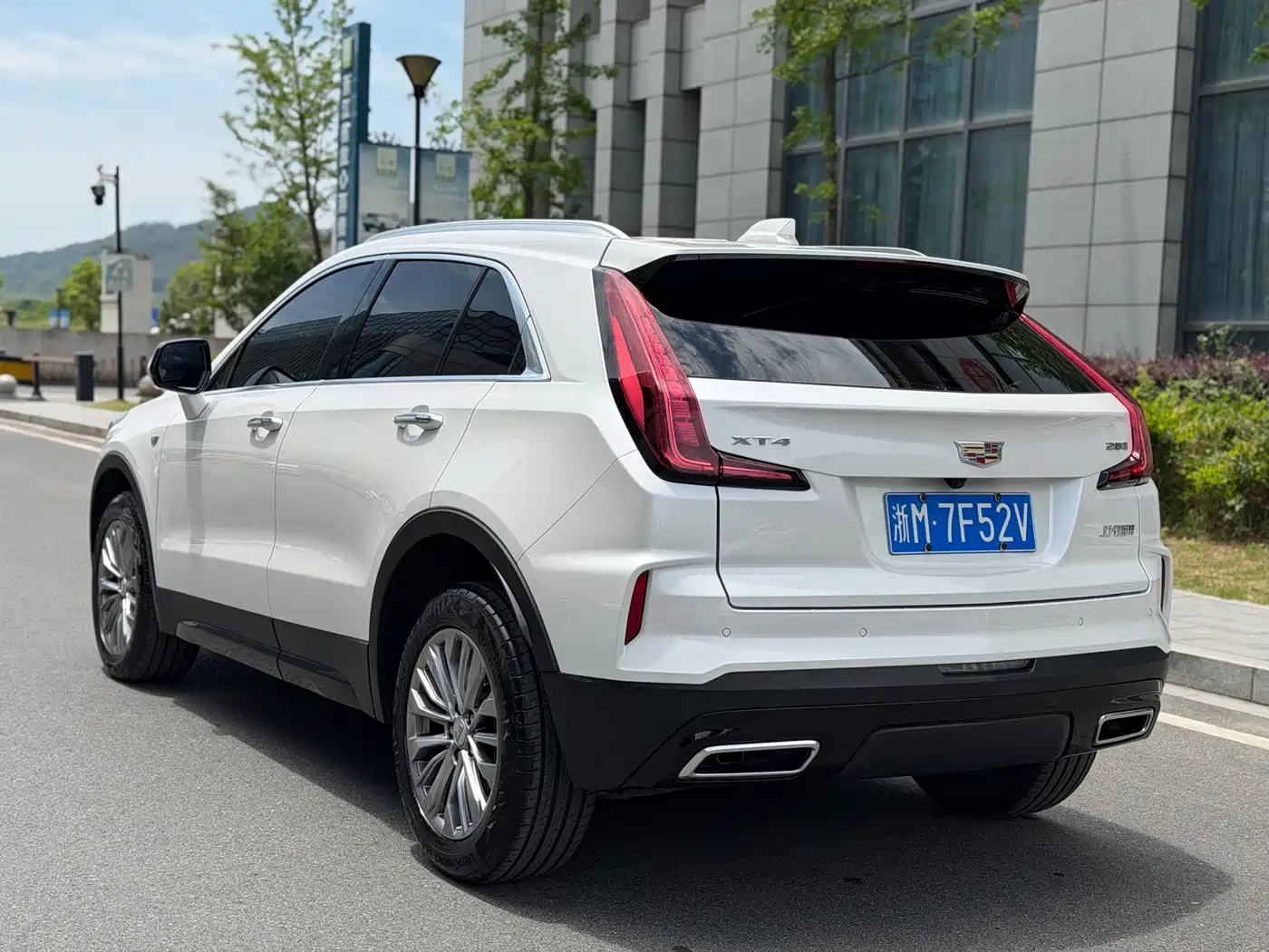 CADILLAC XT4