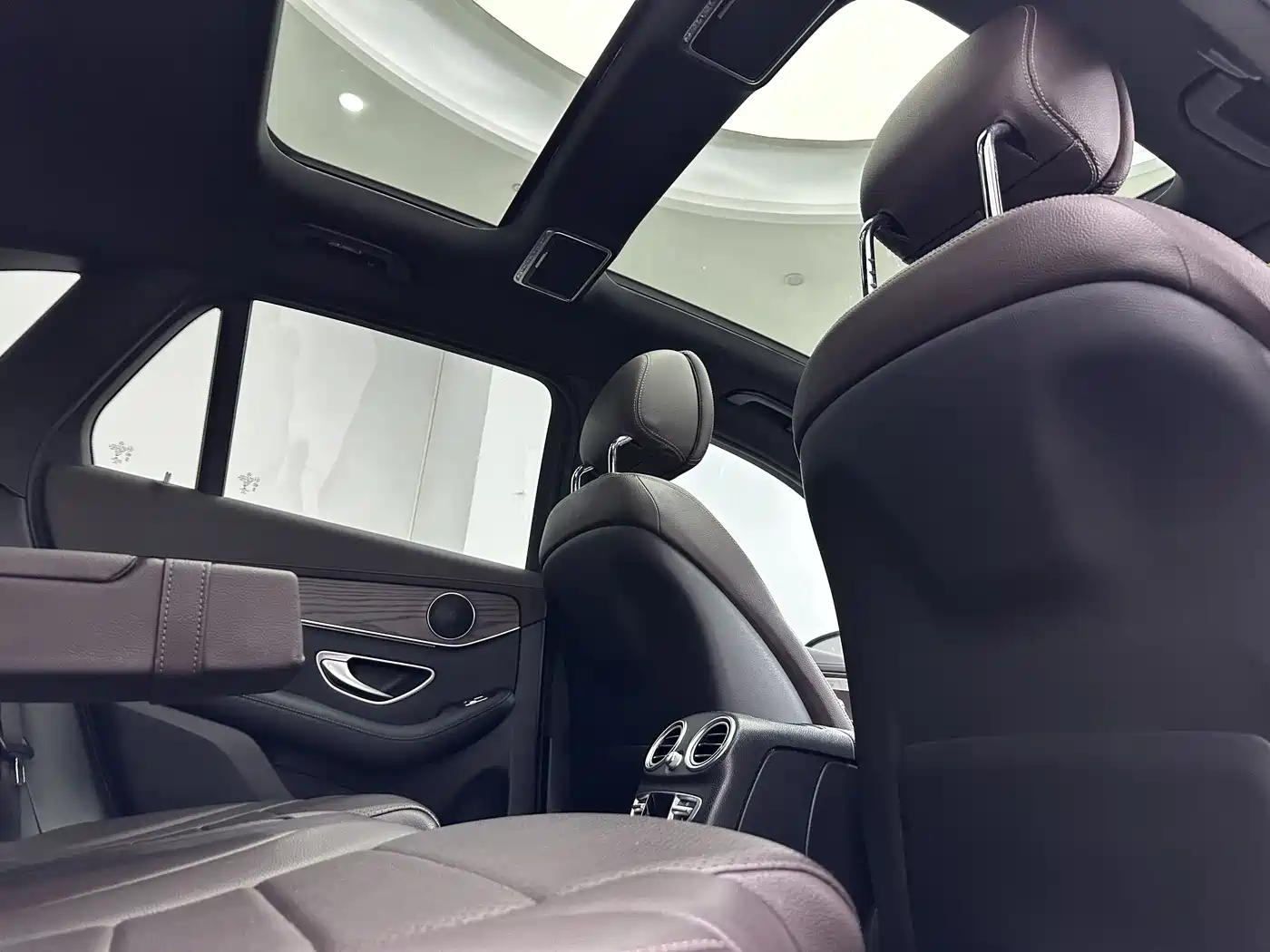 Mercedes-Benz GLC 2022 Model GLC 300 L 4MATIC Dynamic Edition фото 16