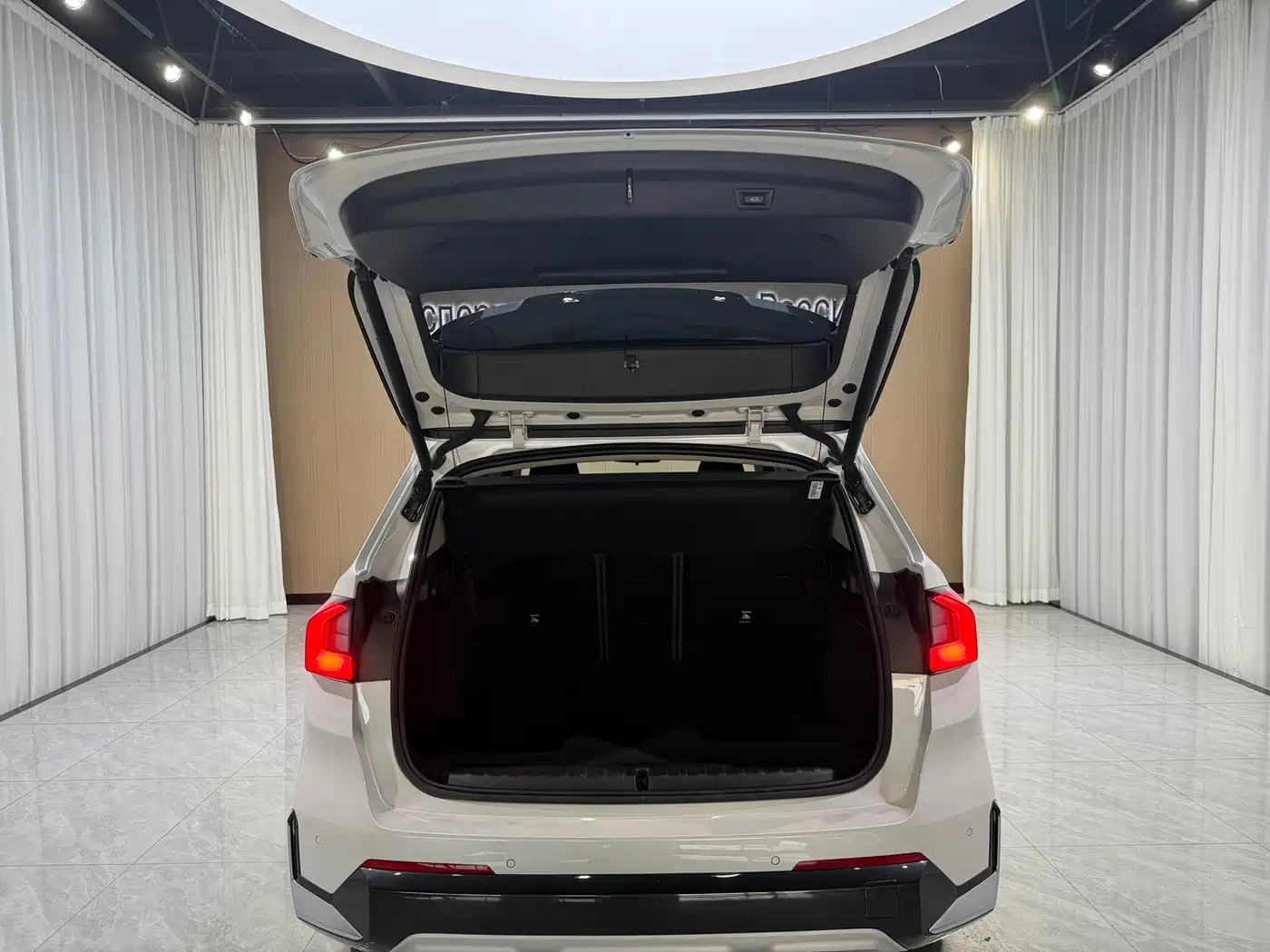 BMW X1 2023 sDrive20Li X Design Package фото 18