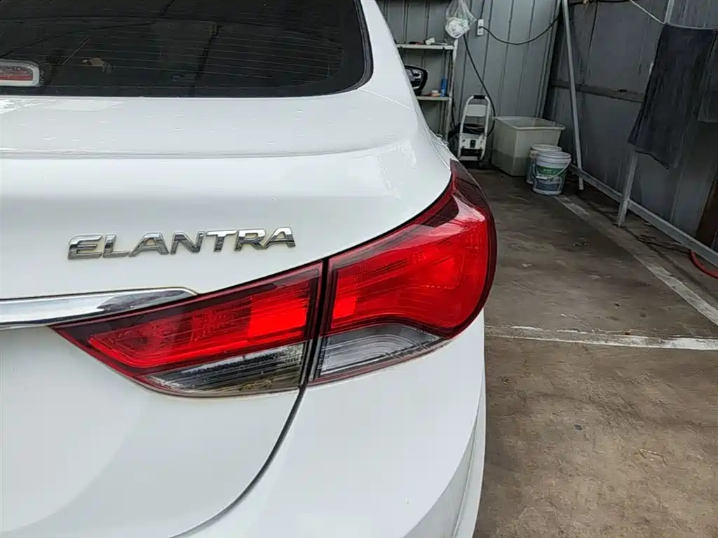 HYUNDAI LANGDONG
