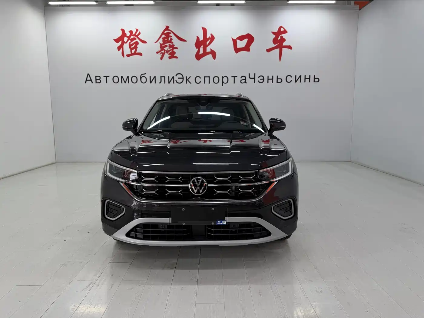 Volkswagen Tayron 2023 280TSI 2WD Luxury Plus Advanced Edition фото 2