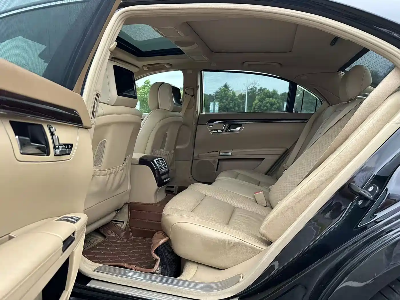 Mercedes-Benz S-Class 2010 Model S 400 L HYBRID фото 17