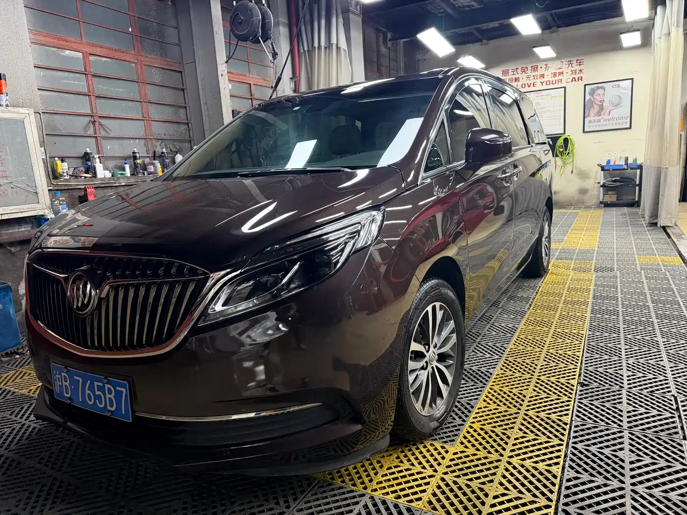 Buick GL8 2018 ES 28T Luxury Type China VI