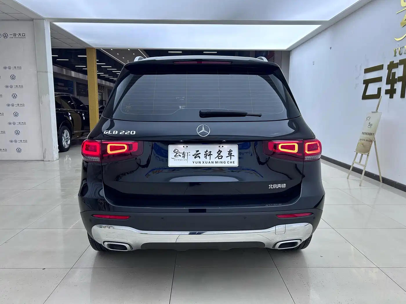 Mercedes-Benz GLB 2023 GLB 220 Dynamic фото 12