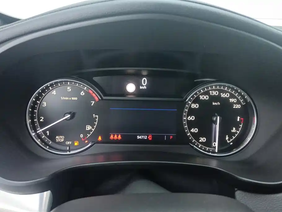 Cadillac XT4 2020 Facelift 28T 2WD Leading фото 14