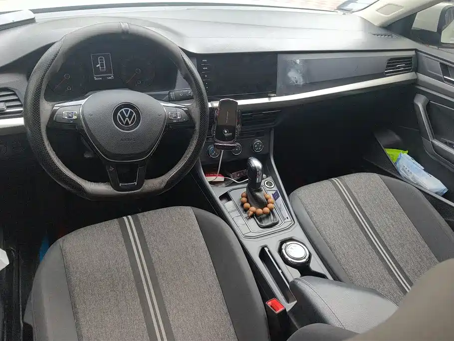 Volkswagen Lavida 2021 1.5L Automatic Trend Edition фото 13