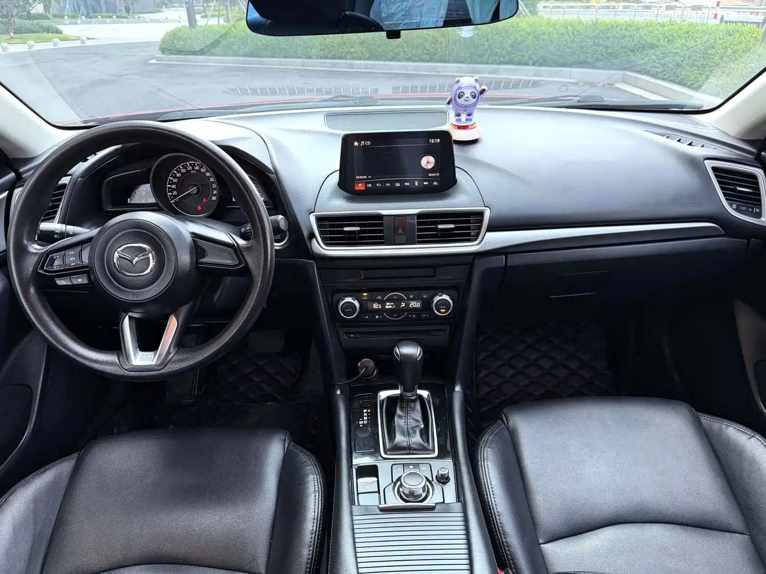 Фото 5 - Mazda Mazda 3