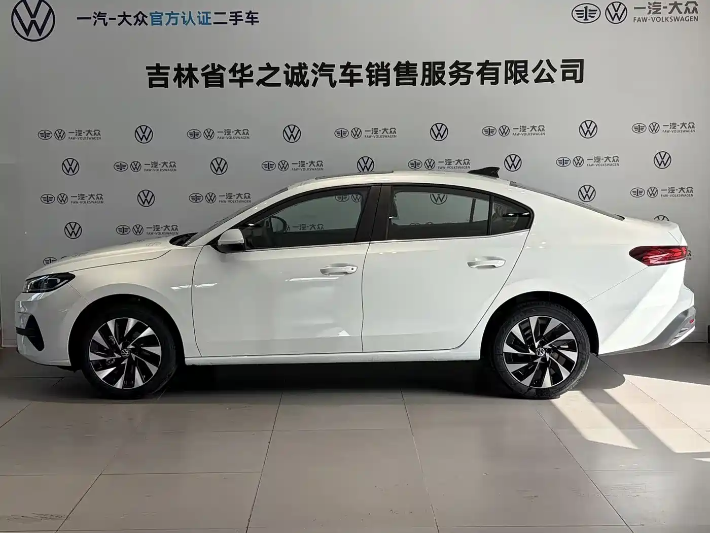 Volkswagen Sagitar 2026 S 1.5L Base Model фото 2