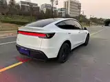 Photo 5 - Tesla Model Y