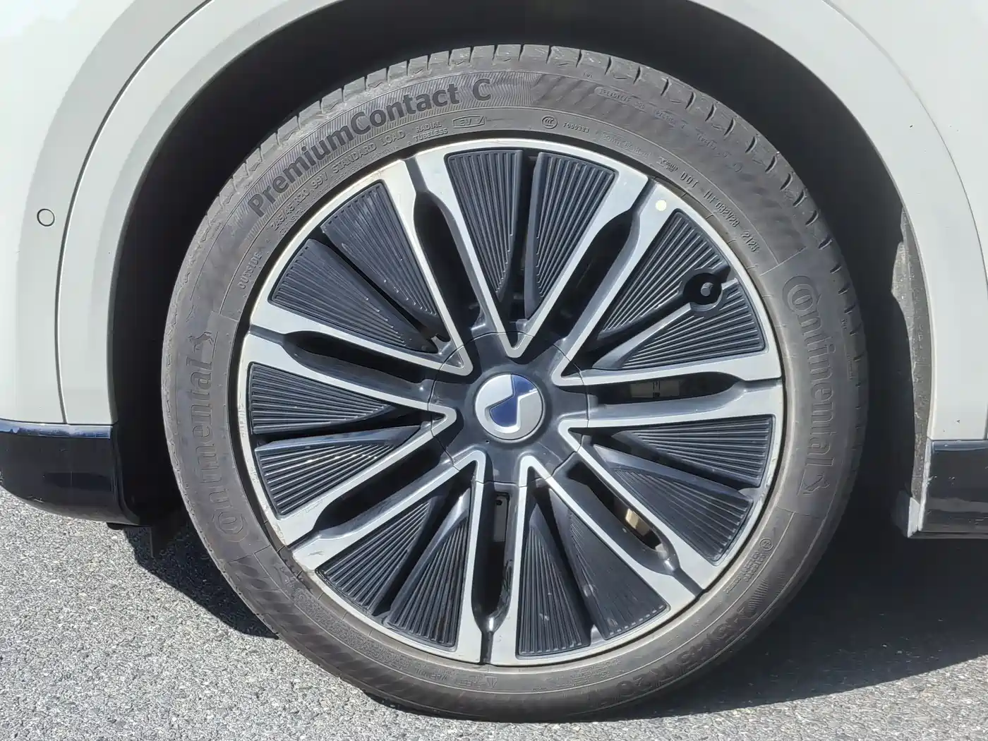 Denza N7 2024 630 4WD Intelligent Drive Ultra Edition фото 8