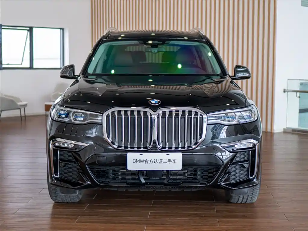 BMW X7 2022 xDrive40i Executive M Sport Package фото 3