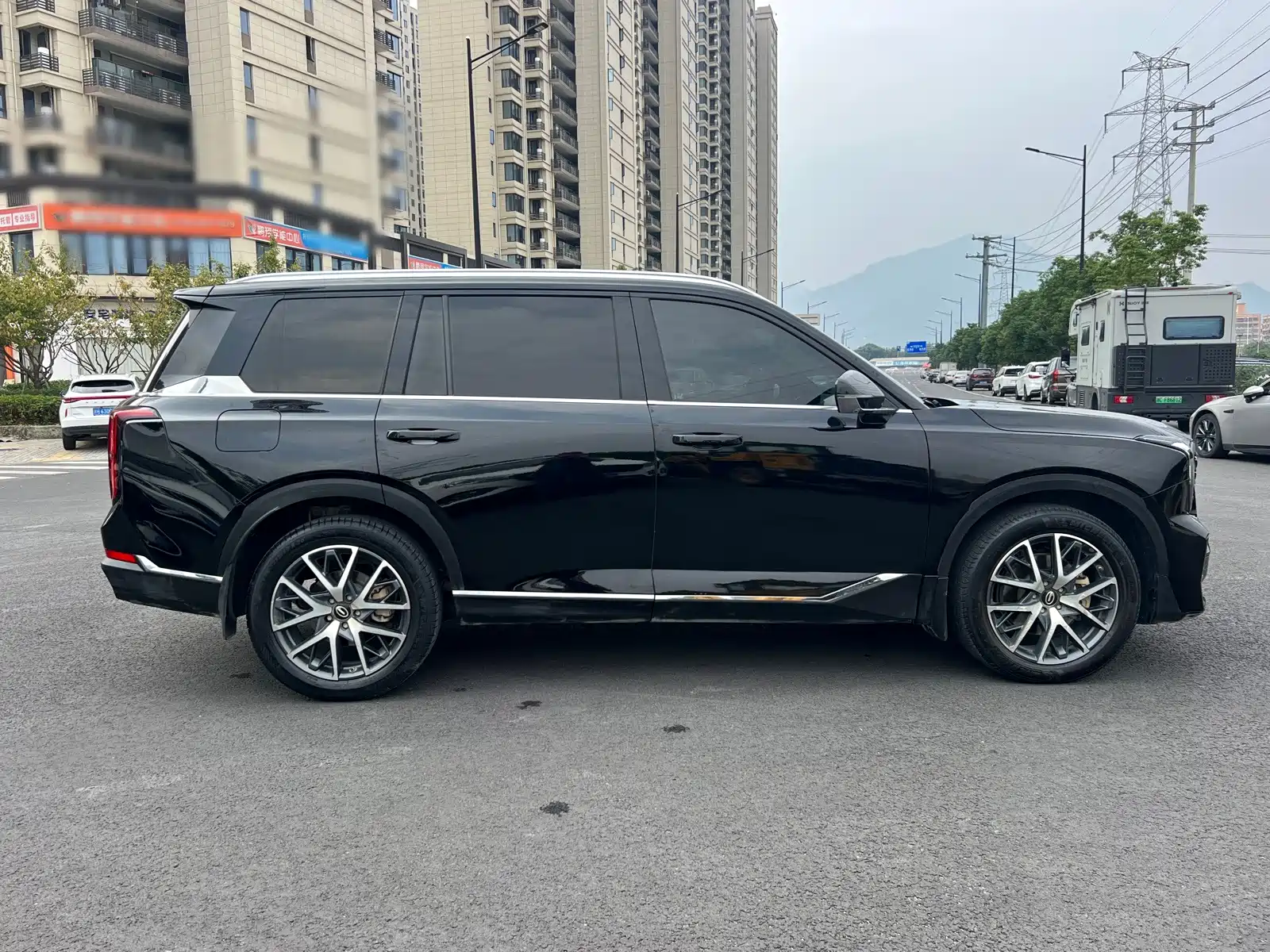 صورة 4 - GAC Trumpchi GS8