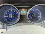 Photo 4 - Hyundai Sonata
