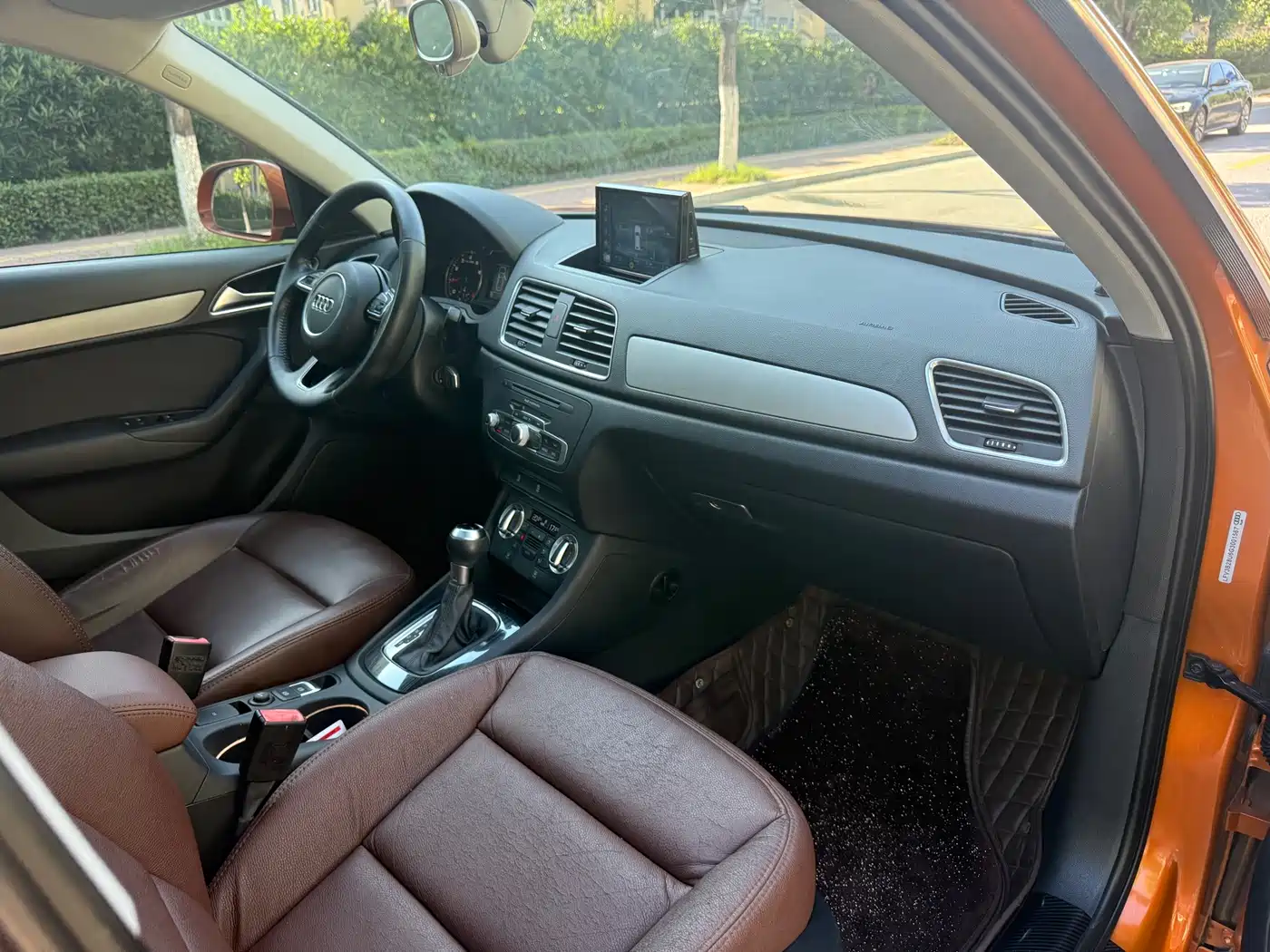 Фото 9 - Audi Q3