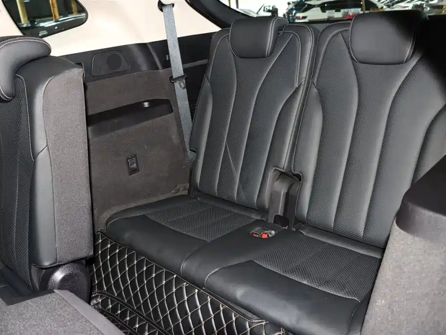 BYD Tang 2018 2.0T Automatic Smart Connection Noble Edition 7-Seater China V фото 12