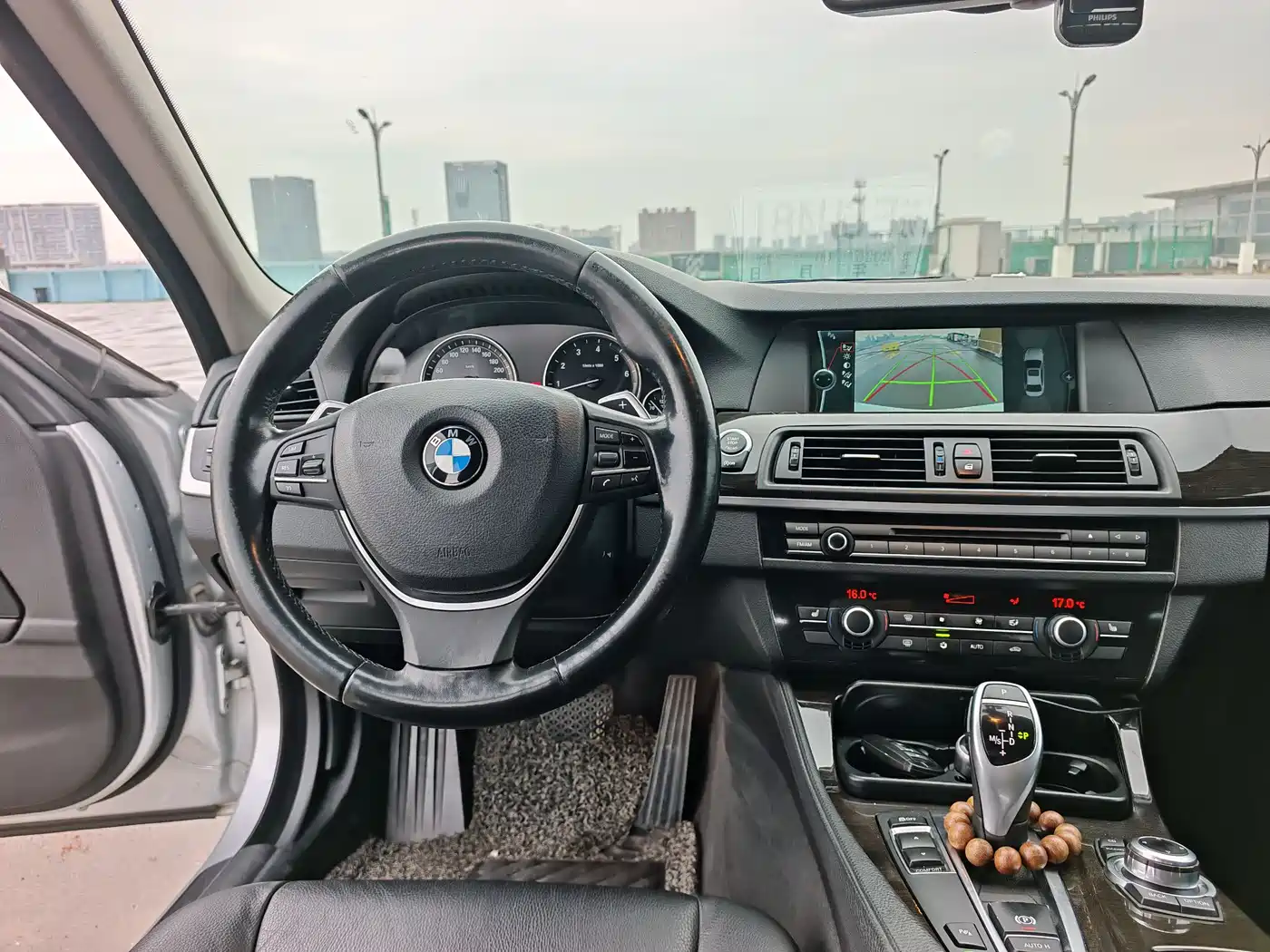 BMW 5 Series 2012 535Li Leadership фото 12