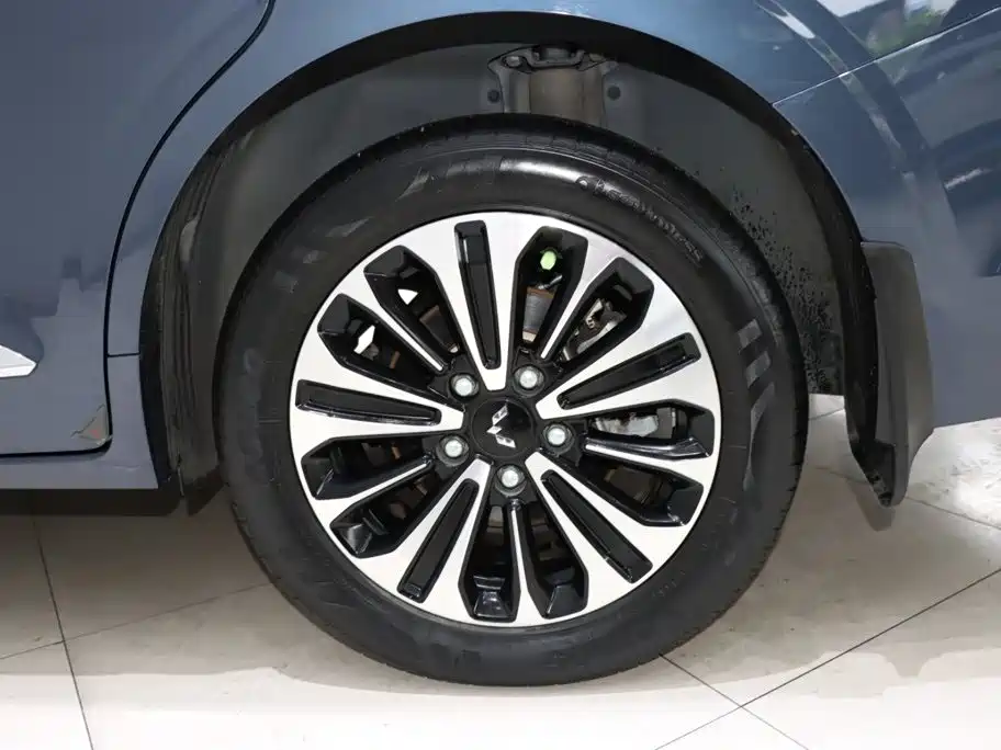 Wuling Motors Wuling Jiachen 2023 2022 1.5T CVT Exclusive Flagship Model