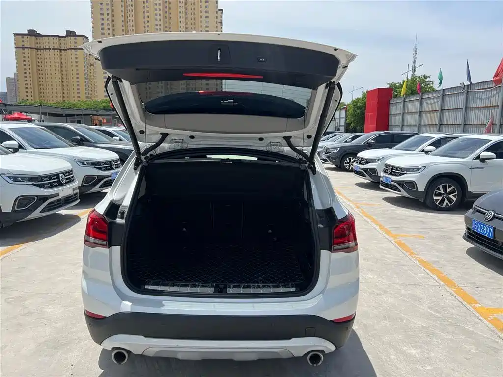 BMW X1 2022 sDrive20Li Fashion фото 16