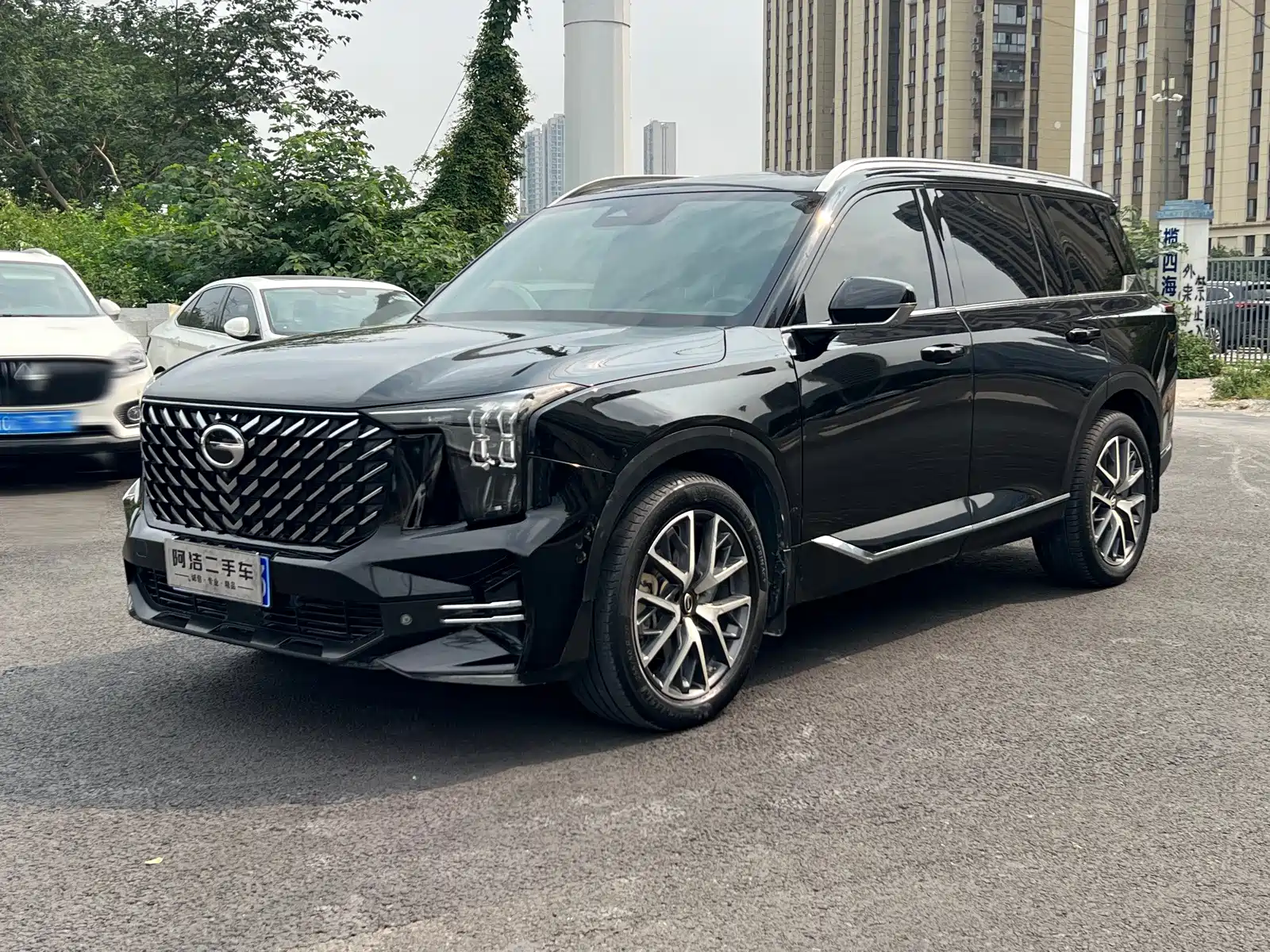 صورة 1 - GAC Trumpchi GS8