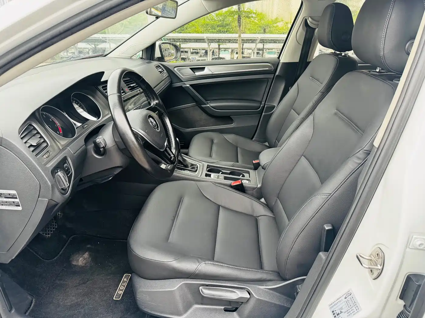 Volkswagen Golf 2016 230TSI Automatic Comfort фото 5