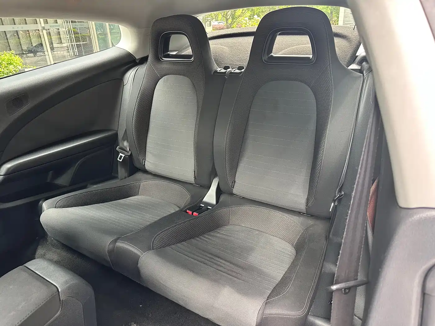 Volkswagen Scirocco 2011 1.4TSI Single Turbo Style Edition фото 8