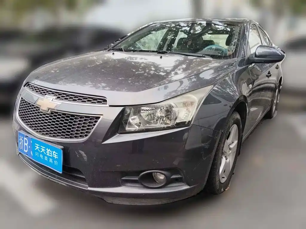 Фото 1 - Chevrolet Cruze