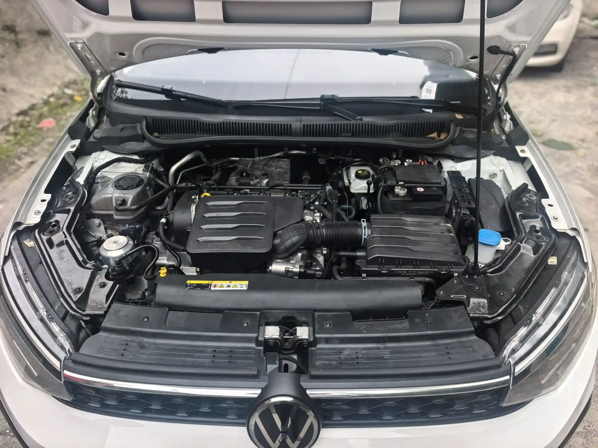 صورة 12 - Volkswagen Lavida