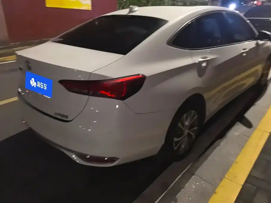 Фото 3 - Buick Verano