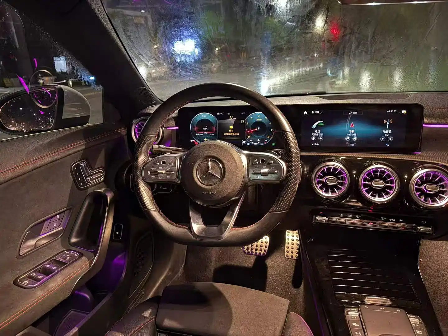 صورة 6 - Mercedes-Benz CLA (Import)