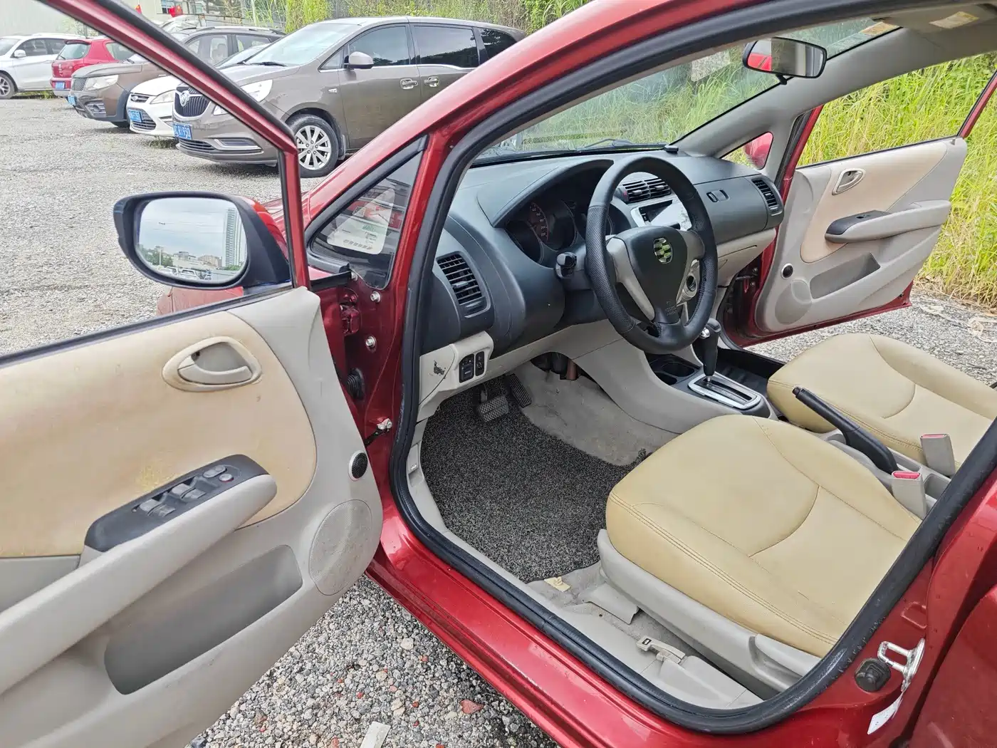 Everus S1 2013 2013 1.5L Automatic Comfort Edition