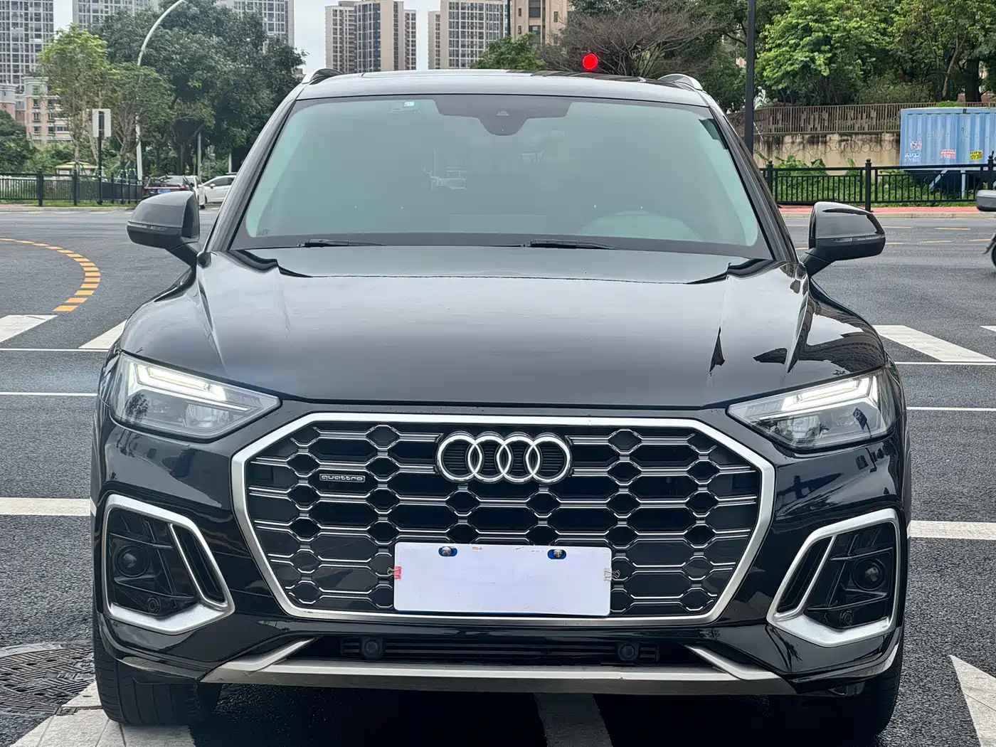 Audi Q5L 2022 40T Luxury Dynamic фото 2